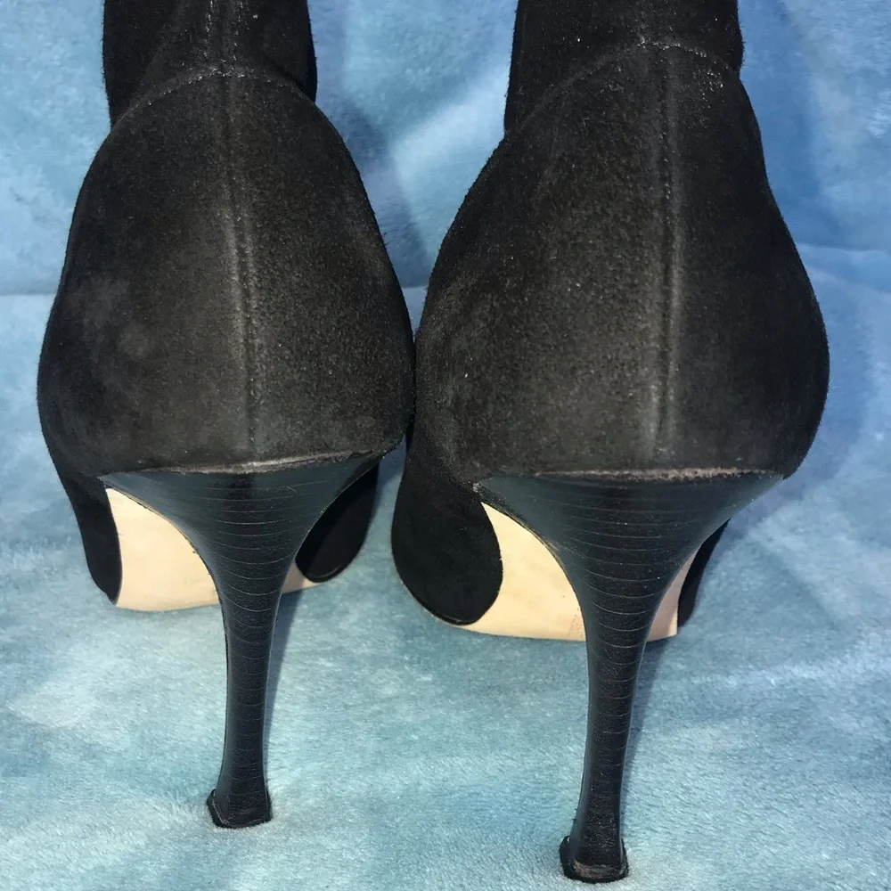 Sexy Manolo Blahnik Thigh High Stretch Suede Boots - Picture 6 of 8